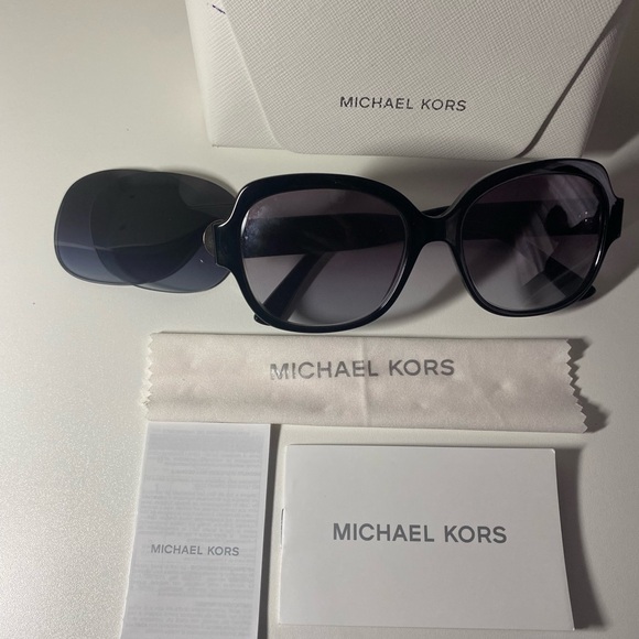 MK Sunglasses Women’s - Picture 1 of 5